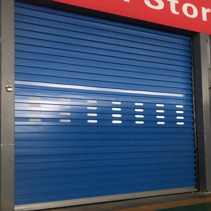 Puerta de acero automático de acero azul moderno